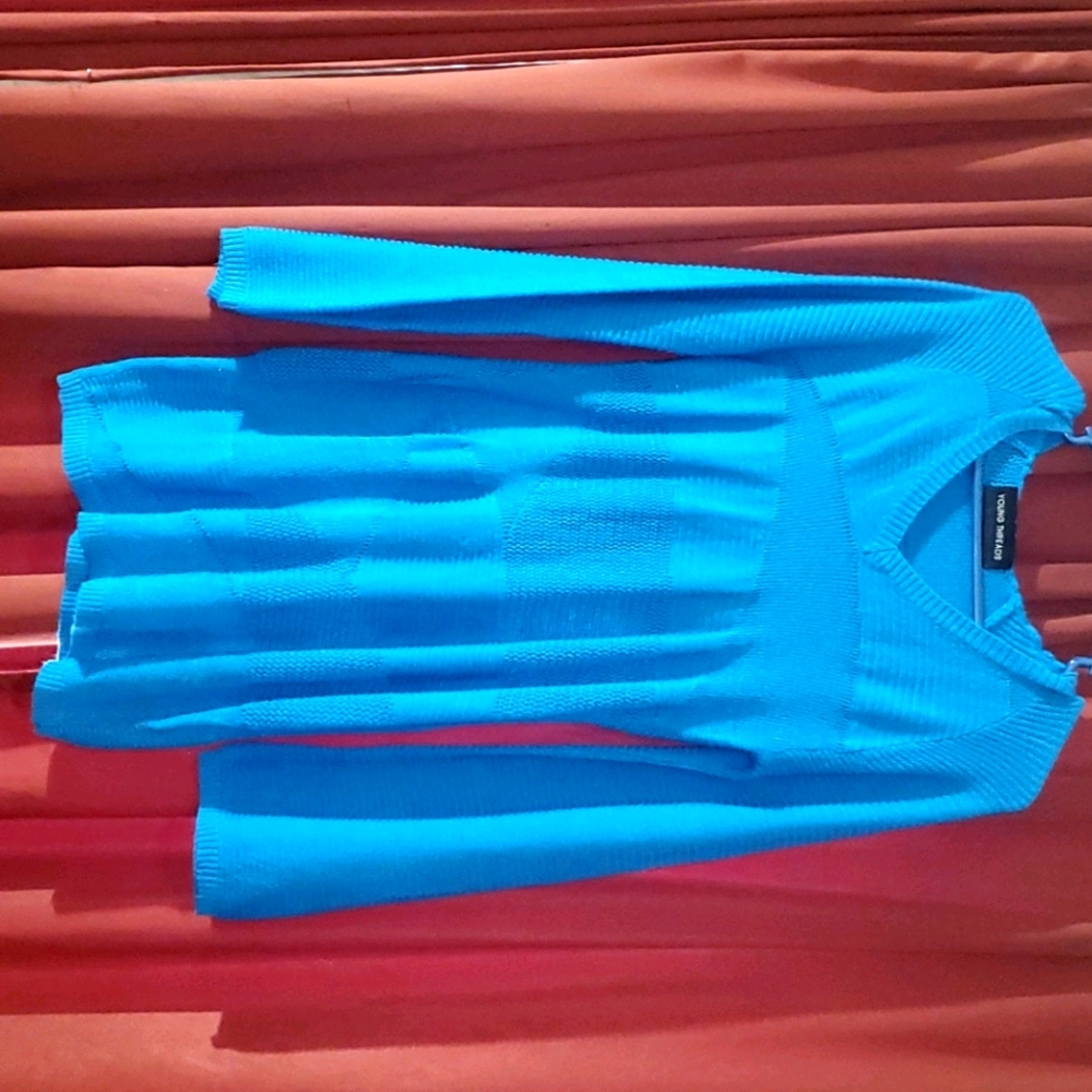 Young Threads small long sleeve dress